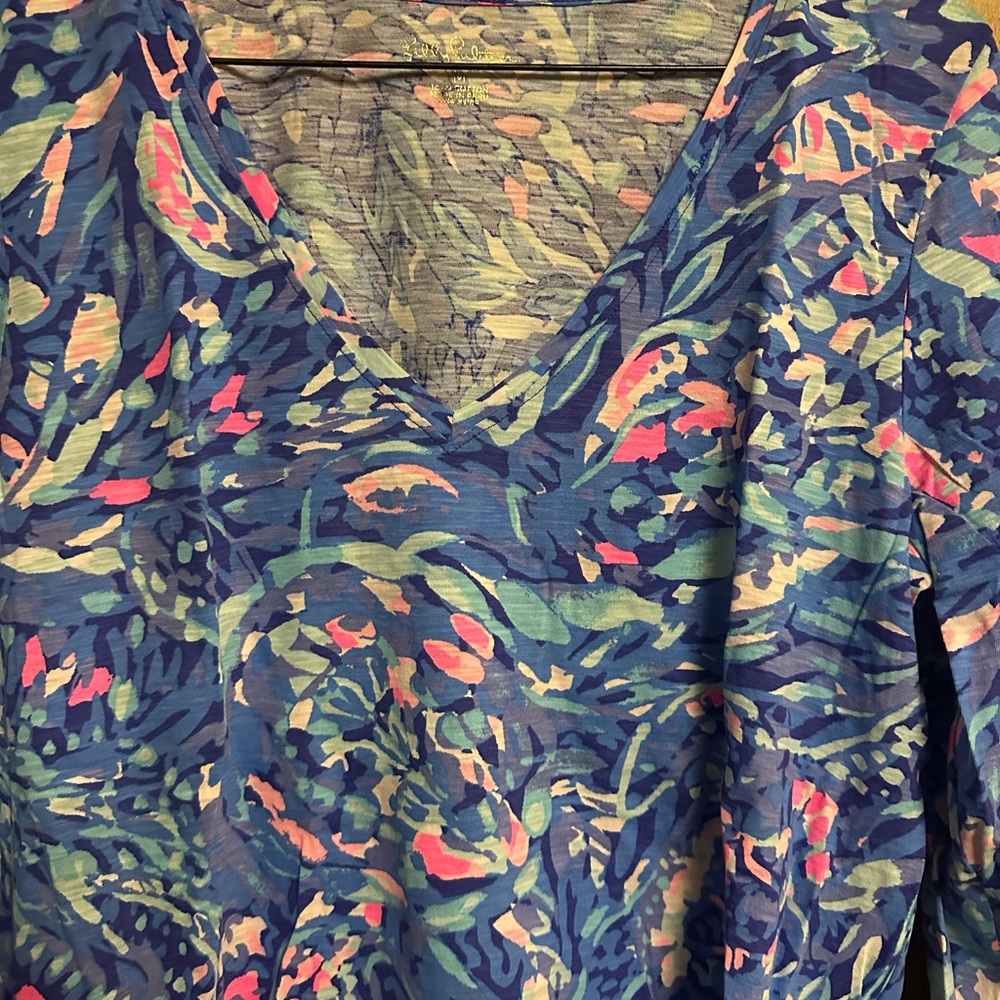 Lilly Pulitzer Colorful V-Neck Patterned Top - Picture 2 of 4
